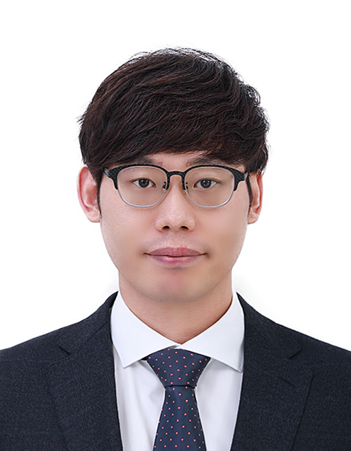 이자현 교수 증명사진