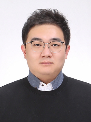 이강현 사진